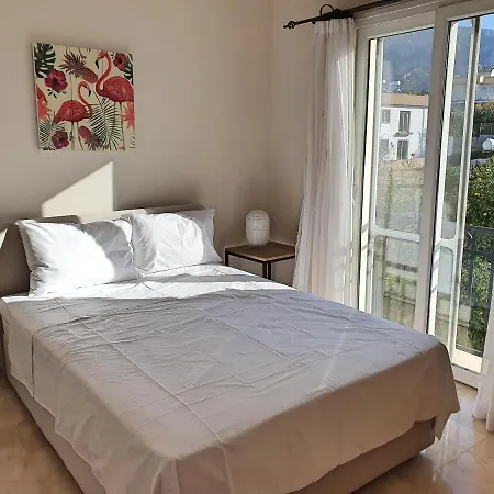 Peaceful Cirénia